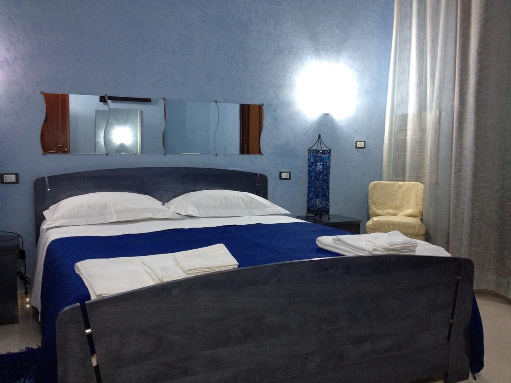 Bed And Breakfast Via Leuca Lecce Buitenkant foto